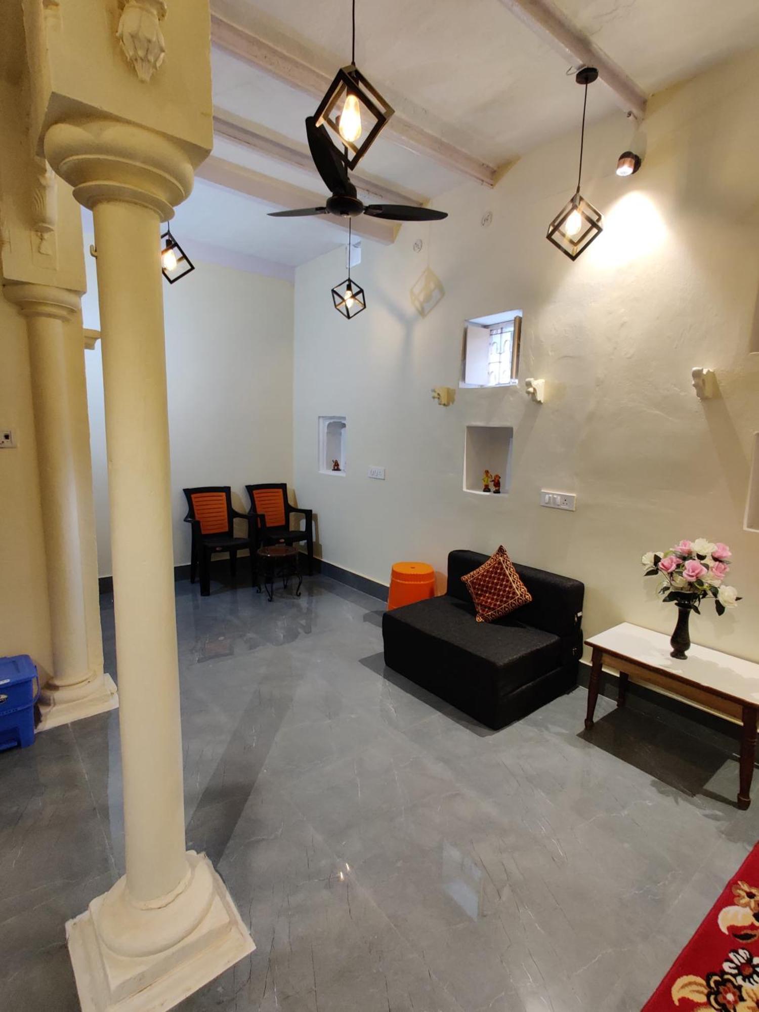 Homestay A Shivangan Heritage Near Ghat Varanasi